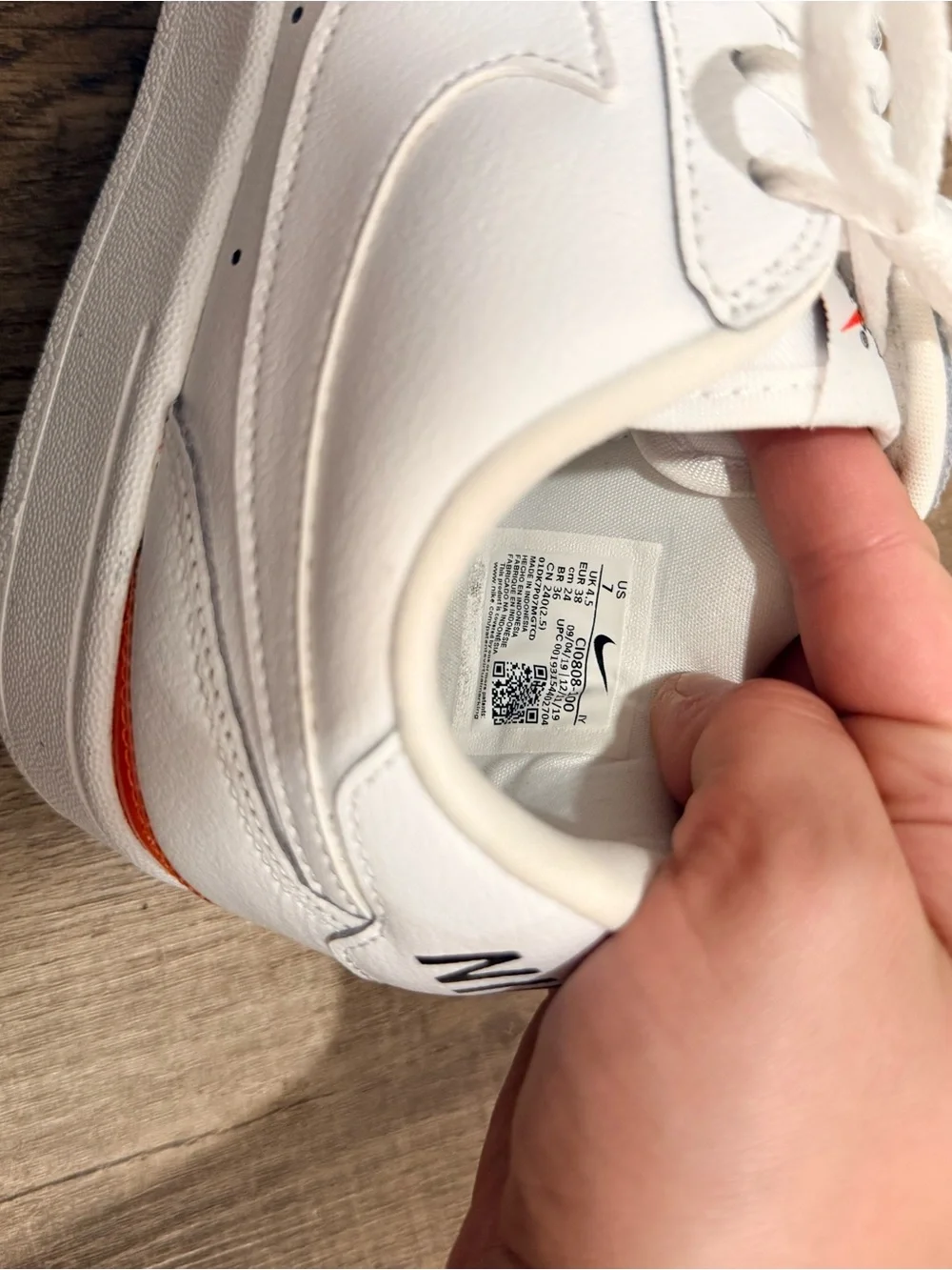 Women’s Nike Court Blanc Sneakers